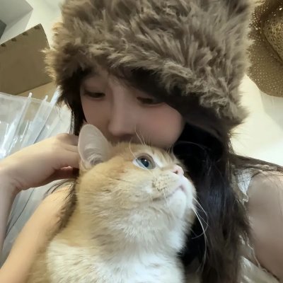 女玩家喜迎春